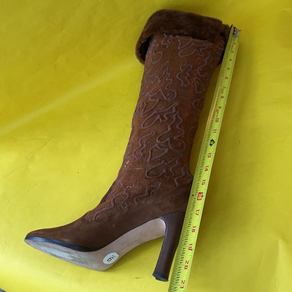 Vintage orange/brown Manolo Blahnik over the knee leather boots in original box - Picture 15 of 17